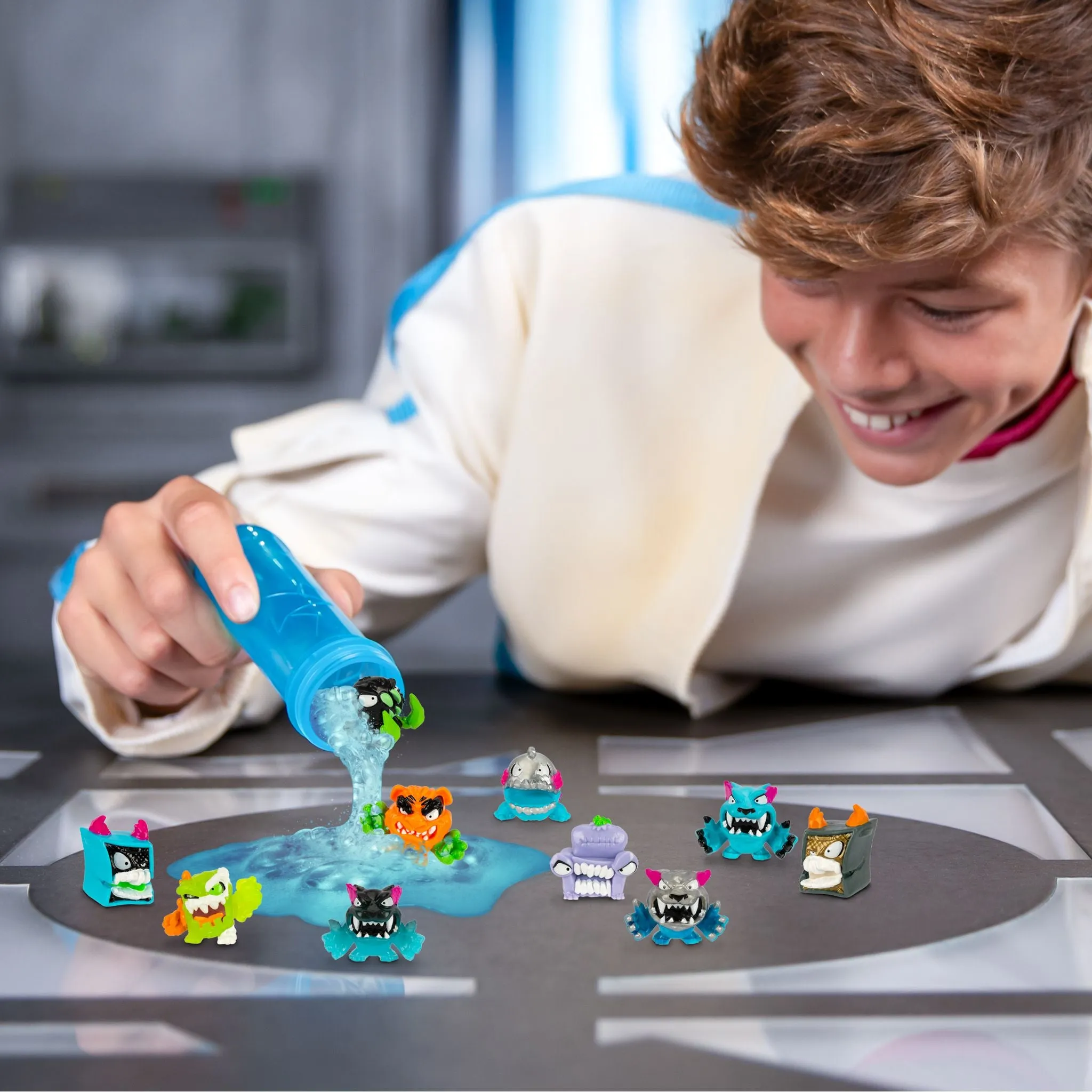 MrBeast Lab Swarms Mega Lab 12 Pack Assortment 4